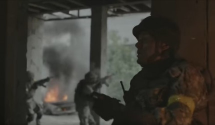 Ukrainische Soldaten im Häuserkampf